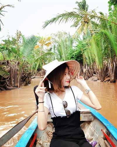 Thuê xe Phan Thiết - Sài Gòn - Mũi Né. Minh Hân  - Hotline: 0833300621 